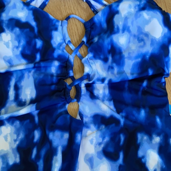 Lucky Brand NWT swimsuit - Picture 3 of 7